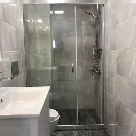 Muharrembey Hotel 2*