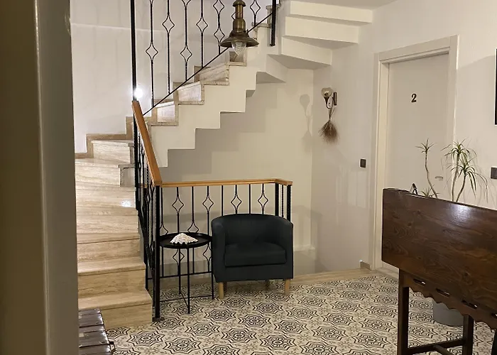 מלון Muharrembey 2*