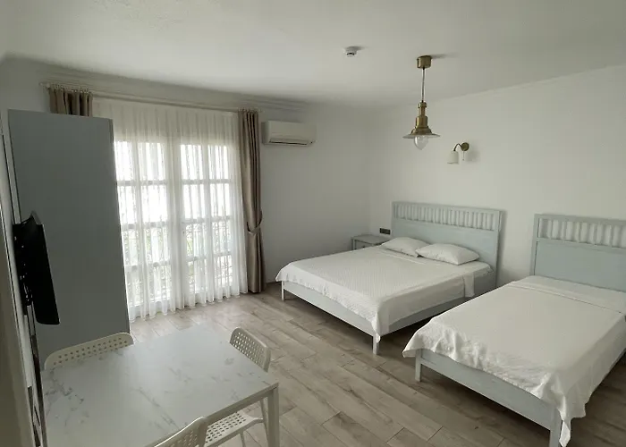 Muharrembey מלון Çeşme