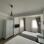 Hotell Muharrembey