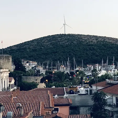 Muharrembey 호텔 2*