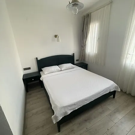 Muharrembey Hotel Cesme