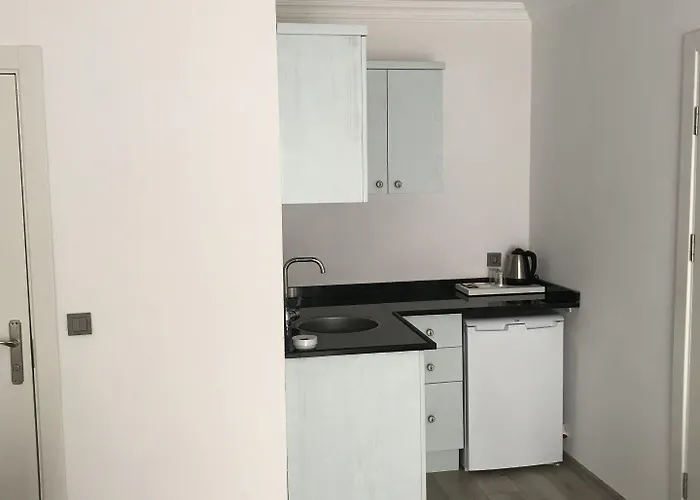 Muharrembey Otel Çeşme